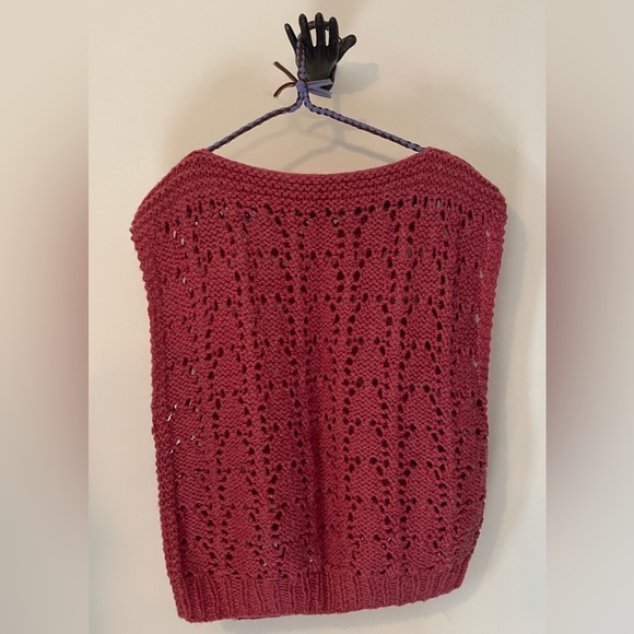 L Vintage 70’s academia handmade deep pink knit sweater vest. Granny college - Picture 3 of 7